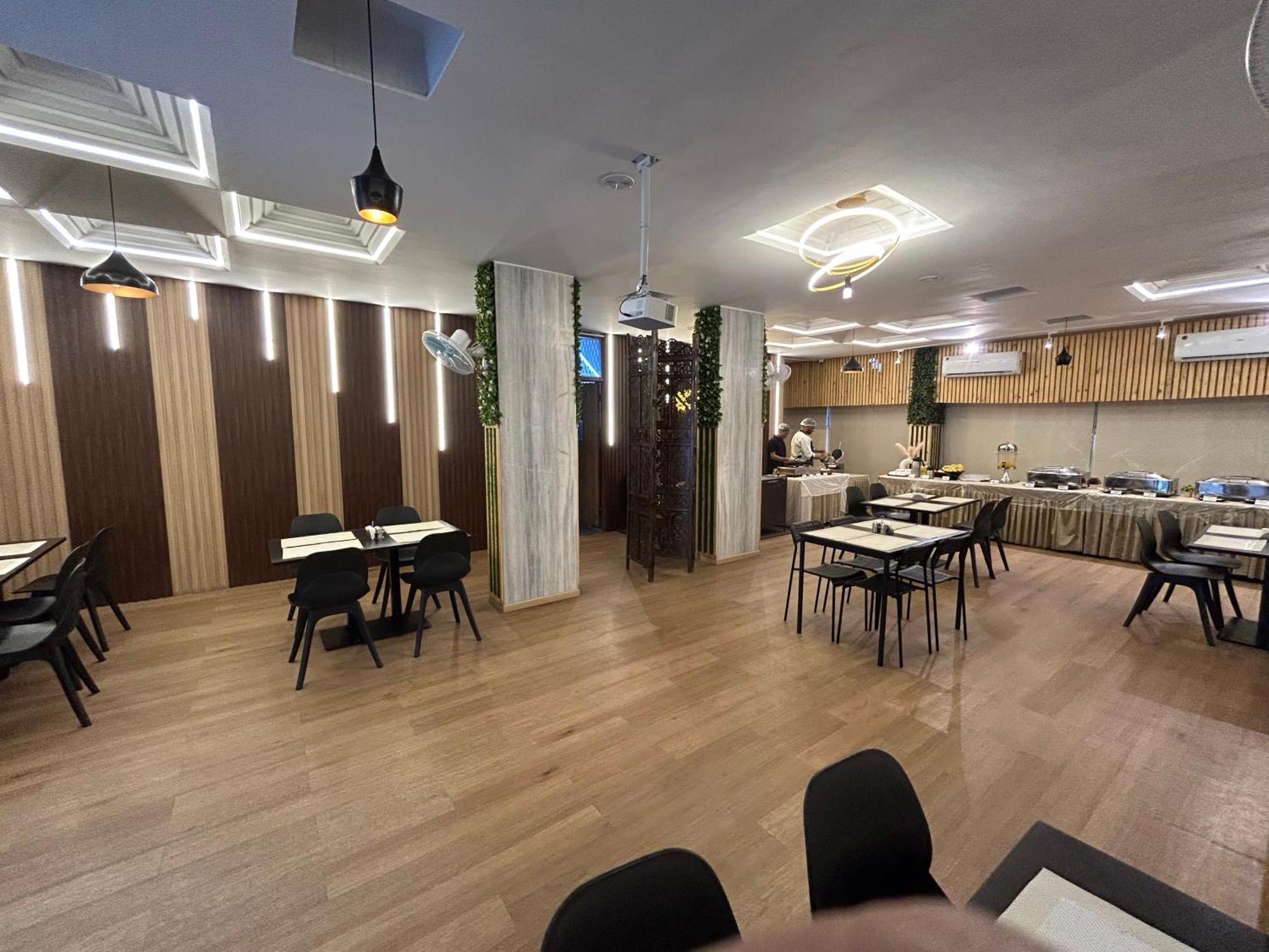 New Hotel Suhail ไฮเดอราบัด ภายนอก รูปภาพ